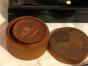 lot 71 image: Two Vintage Lacquer Boxes, Cloth Asian Inspired Art & More