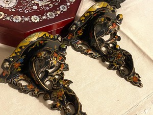 lot 74 image: Lot of 8 Asian Themed  Items