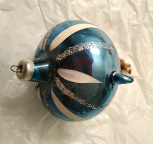 lot 228 image: Antique Unique Christmas Ornament