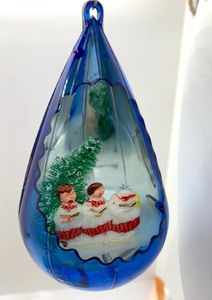 lot 165 image: Six Vintage Diorama Christmas Ornaments