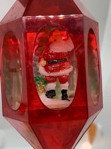lot 166 image: Seven Vintage Diorama Christmas Ornaments