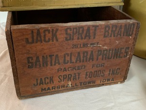lot 368 image: More Vintage Goodness