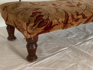 lot 375 image: Vintage Petite Upholstered Bench