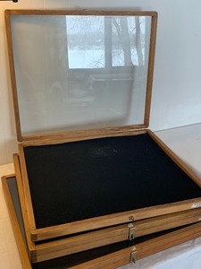lot 420 image: Three Trade Show Table Top Display Cases - quality made wood frameglass top cases.