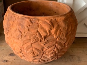 lot 444 image: Two Decorative Planters
