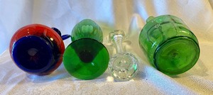 lot 240 image: 3 Art Glass vases & Pitcher