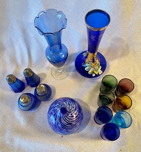 lot 244 image: Vintage Glassware & Cobalt S&P Shakers