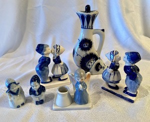 lot 247 image: Delfts Blue Figurines, Salt & Pepper & Matching Vintage Ceramic Pitcher & Figurine