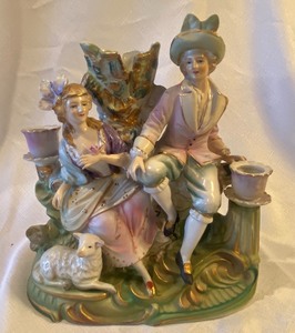 lot 248 image: Vintage Figural Bisque Candleholder & Shell Motif Vase