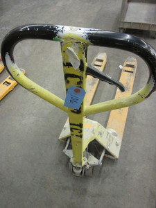 lot 106 image: YELLOW PALLET JACK