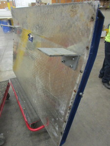 lot 121 image: U-LINE DOCK PLATE