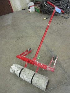lot 162 image: RED VINYL ROLLER