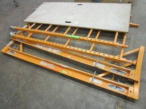 lot 176 image: ORANGE ROLLING SCAFFOLD