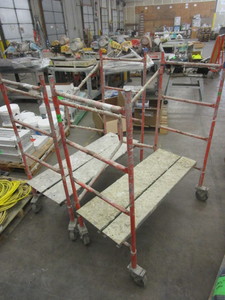 lot 186 image: ROLLING MINI SCAFFOLDS