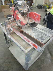 lot 190 image: HUSQVARNA TILEMATIC TILE SAW