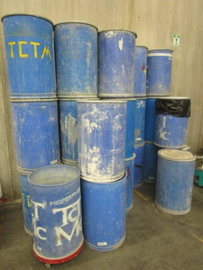lot 168 image: HARD PLASTIC BARRELS