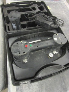 lot 239 image: NEMO TOOLS GRABO VACUUM LIFTER