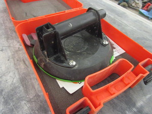 lot 242 image: DIAREX POWER GRIP VACUUM SUCTION LIFTER