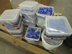 lot 251 image: VORTEX TILE LEVELING SYSTEM REUSABLE CAPS