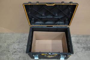 lot 17 image: DeWalt Toughsystems 22 in. Mobile Tool Box