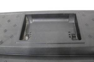 lot 59 image: Dewalt 24 in. 1-Touch Latch Tool Box