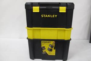 lot 72 image: Stanley Essential 19 in. 3-in-1 Detachable Mobile Work Box