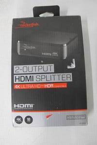 lot 174 image: Rocketfish - 2-Output HDMI Splitter with 4K and HDR Pass-Through - Black