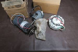 MOTORS