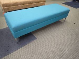 Long cushioned bench seat, like new