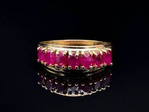 Desirable Natural Ruby Estate Ring in 14k Yellow Gold $2750 Retail