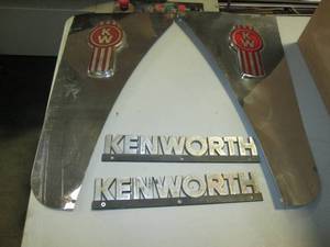 Kenworth Truck Emblems & Mud Flaps ...