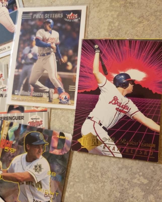 lot 51 image: Fleer Baseball cards from 90s to semi current