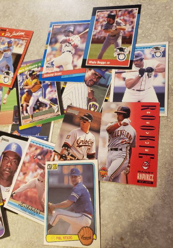 lot 53 image: Donruss Baseball cards from 1980s to semi current