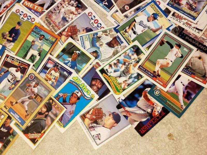lot 58 image: Topps Baseball Cards from the 80s- semi current