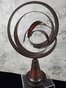 lot 90 image: Decorative Metal Sculpture