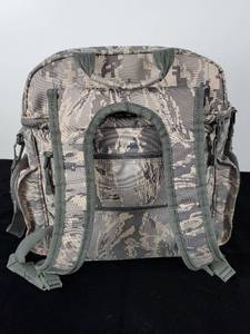 lot 106 image: Military Backpack