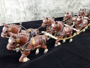 lot 122 image: Reproduction Cast Iron Clydesdale Horse Team And Wagon
