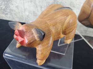 lot 162 image: (2) Hand Carved Wooden Piggies from Thailand