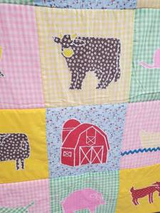 lot 165 image: Vintage Handmade Quilt with Farm Motif