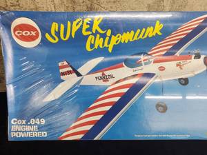 lot 180 image: COX 400 Starter Super Chipmunk RC Model Plane kit