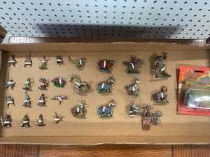 lot 18 image: Lot Of 28 Grenadier Fantasy Miniatures