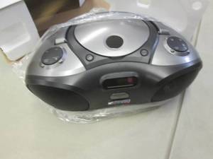 AVGO Bluetooth CD Radio Boombox ope...