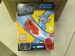 6 Zipes Remote & Racers...