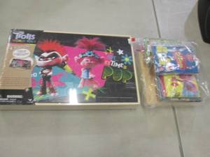Trolls World Tour Wood Puzzles, Act...