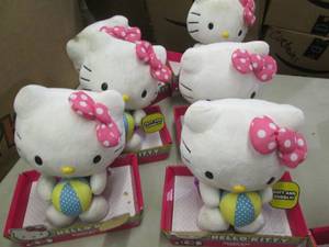 6 Hello Kitty Plush some need clean...