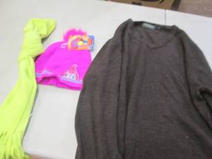 XL Mens V Neck Sweater, Troll Hat,...