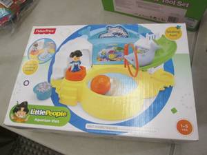 Fisher Price Little People Aquarium...
