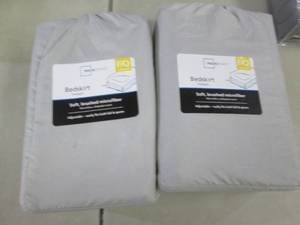 2 FullQueen Bedskirts...