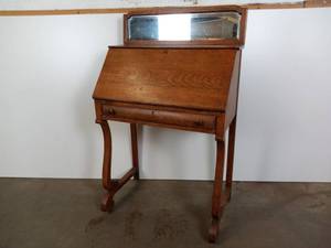 lot 004 image: Antique Secretary With Mirror (Valued  $500)