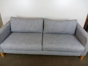 lot 012 image: Modern Grey Sofa